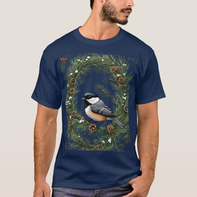 Maine Black Capped Chickadee With Pine Pattern T Shirt (Framsida)