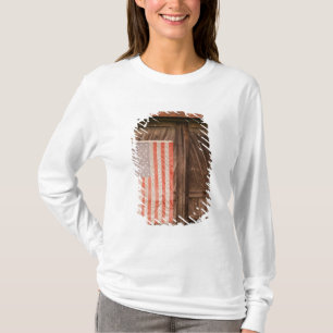 Maine, bleknad amerikansk flagga på dörr till gamm t shirt