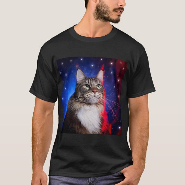Maine Coon Cat med Rött vitt blått Aura och stjärn T Shirt (Framsida)