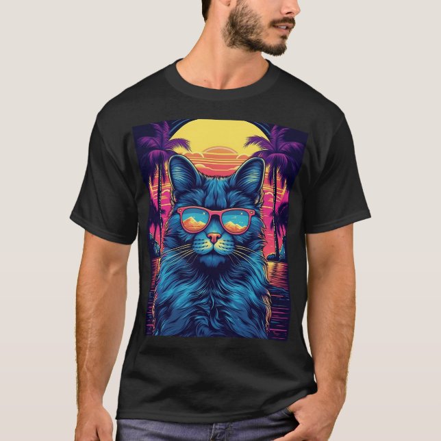 Maine Coon-katt med solglasögon på tropisk strand T Shirt (Framsida)