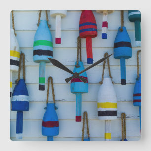 Maine, Stonington, bojar av dekorativ hummer Fyrkantig Klocka