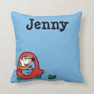 Maisy kör en gullig röd bil kudde