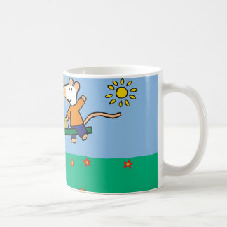 Maisy och Dotty Seesaw på lekplatsen Kaffemugg