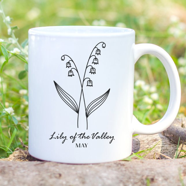 Maj- födelsemånadsblomma Monogram Kaffemugg (Skapare uppladdad)