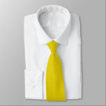 Maj Gult Gömt Initialer Solid Färg Neck Tie Slips<br><div class="desc">Maj Gult Gömt Initialer Solid Färg. För bröllop eller daglig använda,  med initialer gömt på baksidan som du enkelt kan anpassa eller ta bort om det inte behövs. Kan ändras till valfri färg via alternativet Anpassa ytterligare,  eller meddela mig om du behöver hjälp med detta.</div>