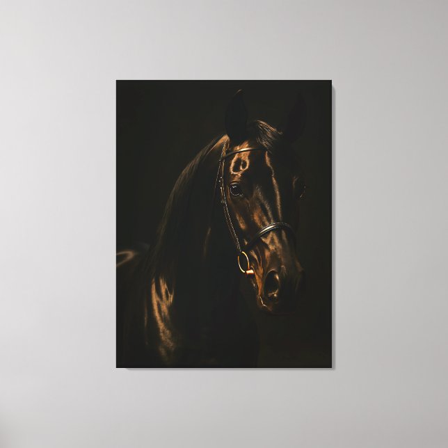 Majestätischer Fuchsbrauner Hengst im Dunkeln Canvastryck (Framsida)