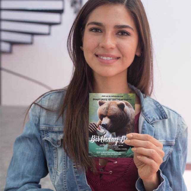 Majestätisk Björn Fångar Födelsedagsinbjudan Vykort (Skapare uppladdad)