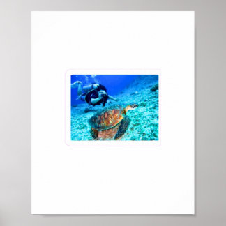 Majestätisk havssköldpadda och dykare - Oceanävent Poster