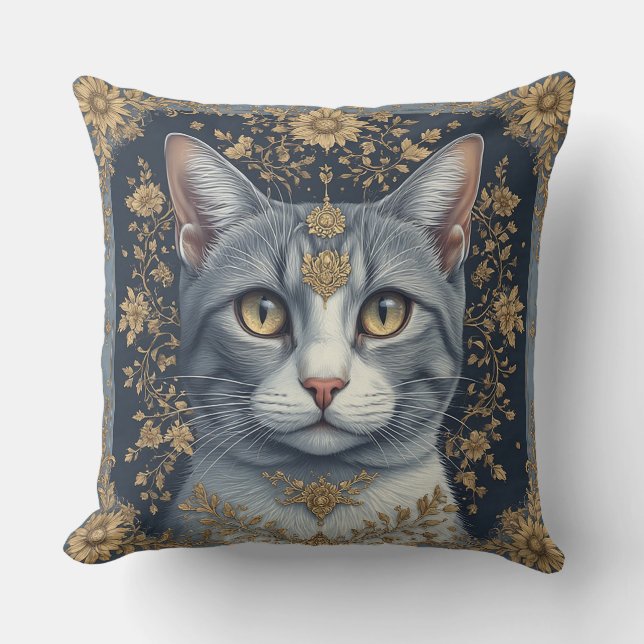 Majestätisk katt med utsmyckade blomguld detaljer kudde (Framsida)