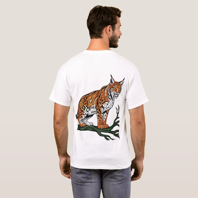 Majestätisk Lodjur på Gren T-Shirt (Hel baksida)