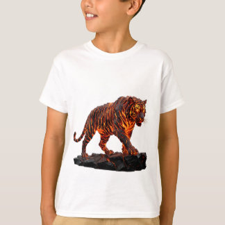 Majestätisk Smält Lava Tiger som strövar på Obsidi T Shirt