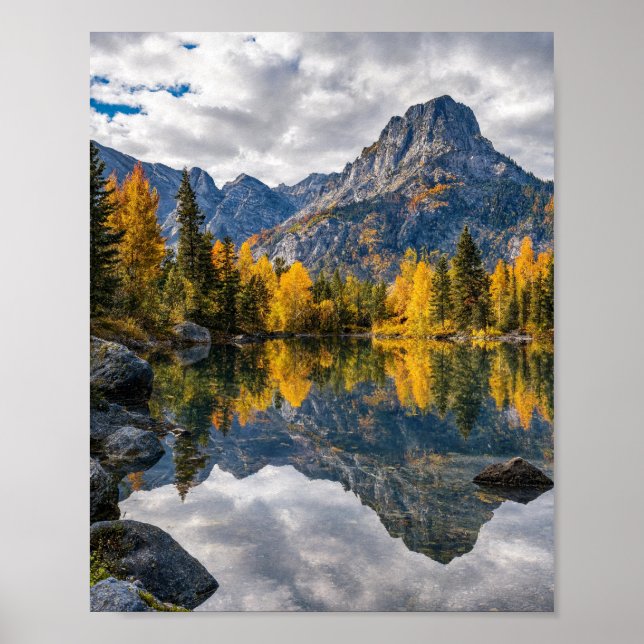 Majestätiskt vildmarkslandskap för berg poster (Framsidan)