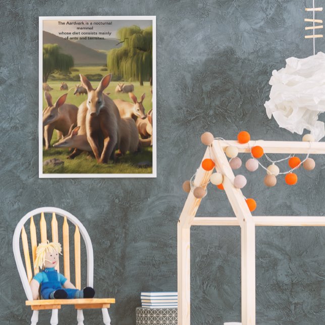 Majestic Aardvark Roaming Grönt liggande Poster (Skapare uppladdad)