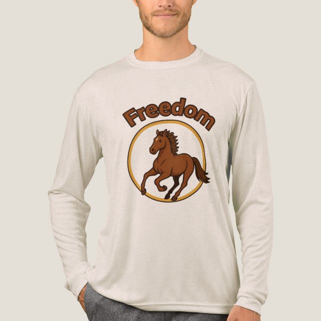 **Majestic Arabian Horse in the Golden Desert** T Shirt (Framsida)