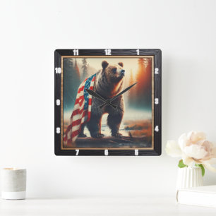 Majestic Bear Patriotic Forest Fyrkantig Klocka