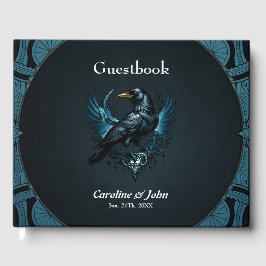 Majestic black raven sitta på ett ornat, gästböcker