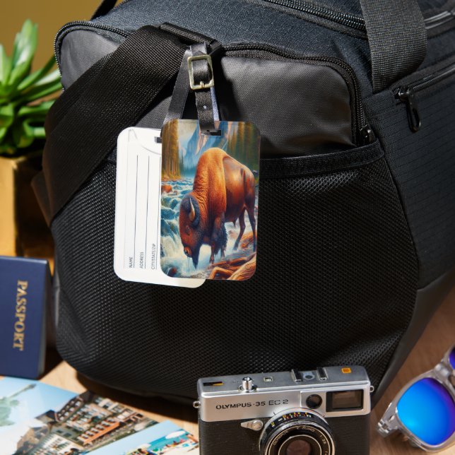 Majestic Buffalo i Tranquil Vatten Bagagebricka (Framsida & Baksida)