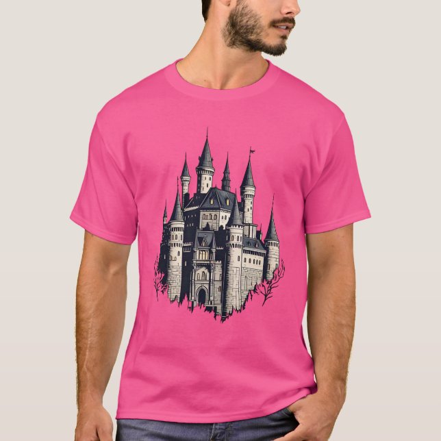 Majestic Castle Silhouette - A Timless Fairytale T Shirt (Framsida)