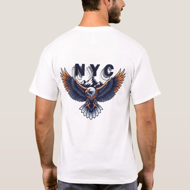 Majestic Eagle Over NYC Skyline – Patriotic New Yo T Shirt (Baksida)