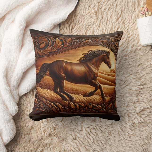 Majestic Horse Galloping through Golden Fält Kudde (Filt)