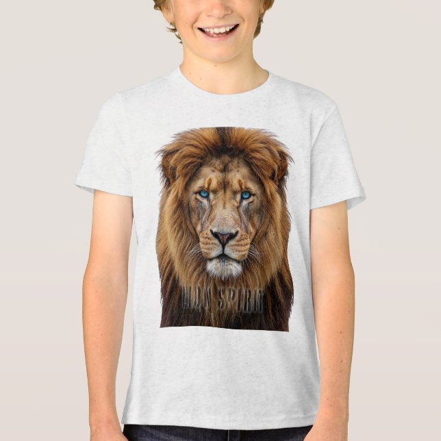 Majestic Lion Face with Blue Eyes | Wildlife Anima T Shirt (Framsida)