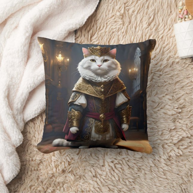 "Majestic Monarch: Regal White Cat in Robes" Kudde (Filt)