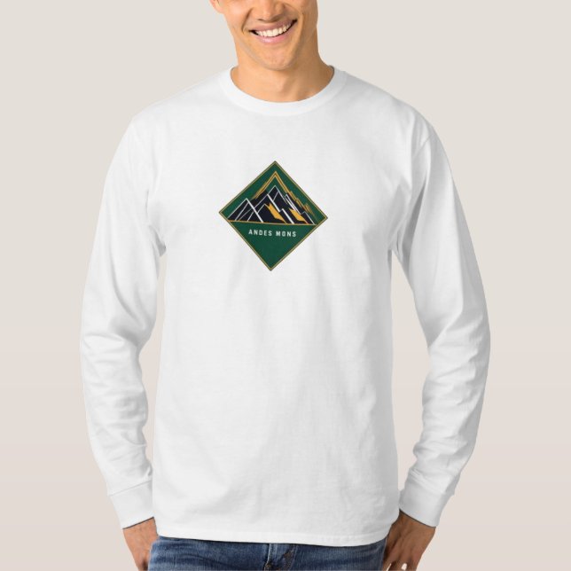 Majestic Mountain Peaks T-Shirt - Äventyr Awaits (Framsida)