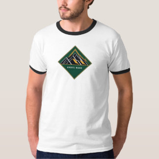 Majestic Mountain Peaks T-Shirt - Äventyr Awaits
