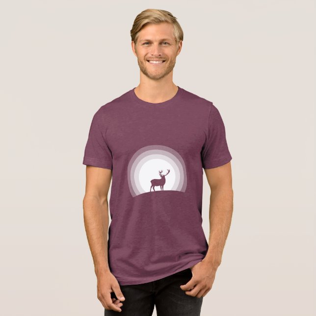 Majestic Stag Silhouette Under Lunar Light T Shirt (Framsida Full)