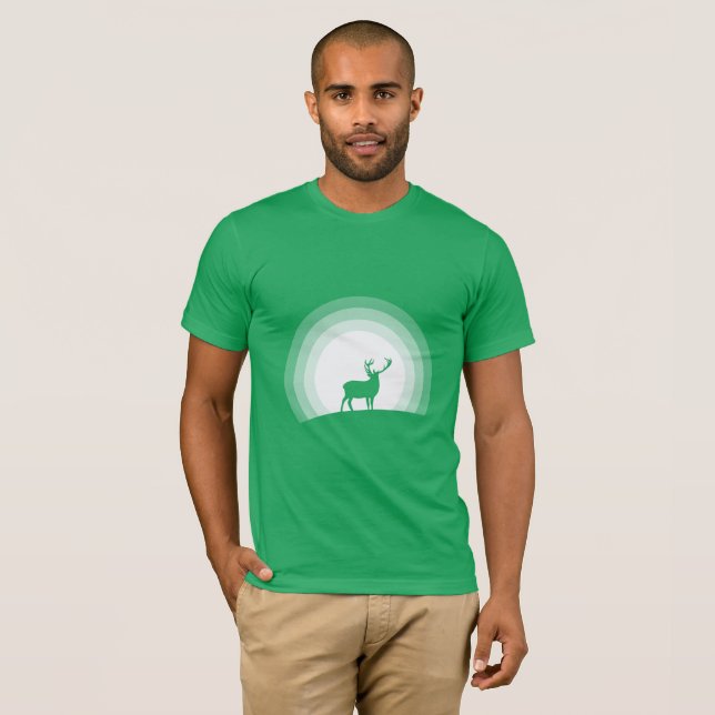 Majestic Stag Silhouette Under Lunar Light T Shirt (Hel framsida)