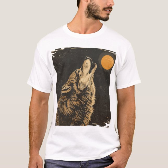 Majestic Varg Howling vid Måne T Shirt (Framsida)