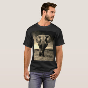 Majestic Vild Bull Elephant T Shirt