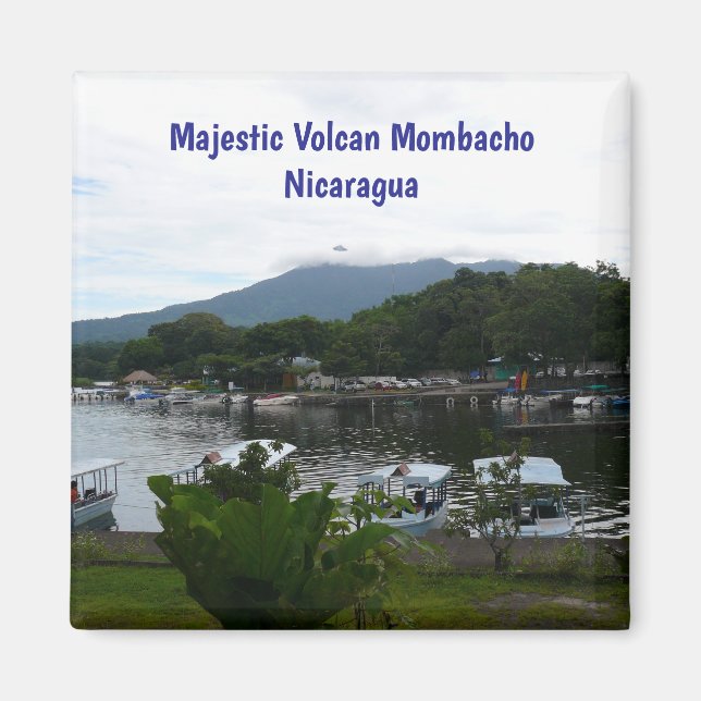 Majestic Volcan Mombacho - Granada, Nicaragua Magnet (Framsidan)