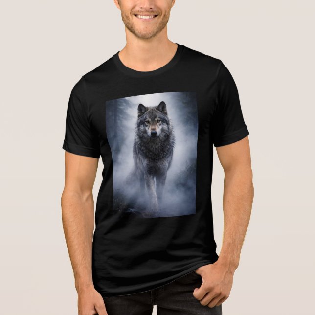 Majestic Wolf – Silent Presence in the Fog Shirt T (Framsida)