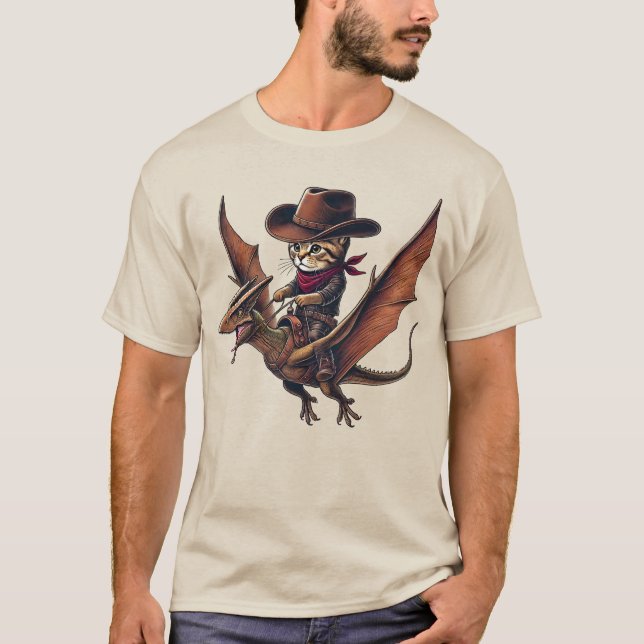 Majestisk flygning: en Cowboykatt Riding a Pteroda T Shirt (Framsida)