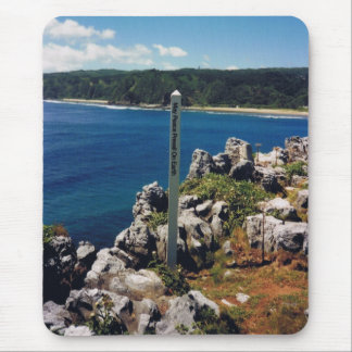 Majfred segrar på jord! musmatta