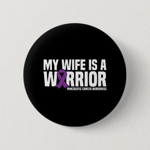 Maka är en Warrior Lila Ribbon Pancreatic Cancer Knapp