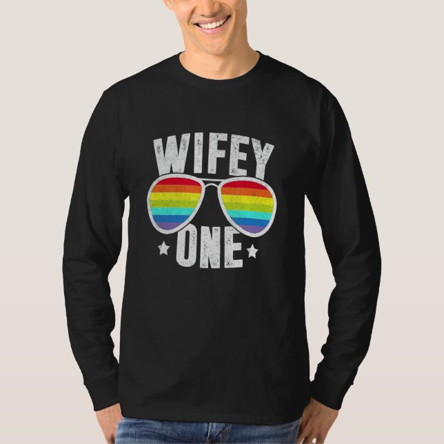 Maka en två Brides LGB Lesbisk Bröllop Rainbow M T Shirt (Framsida)