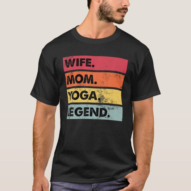 Maka Mamma Yoga Legend Funny Yoga Women Meditation T Shirt (Framsida)