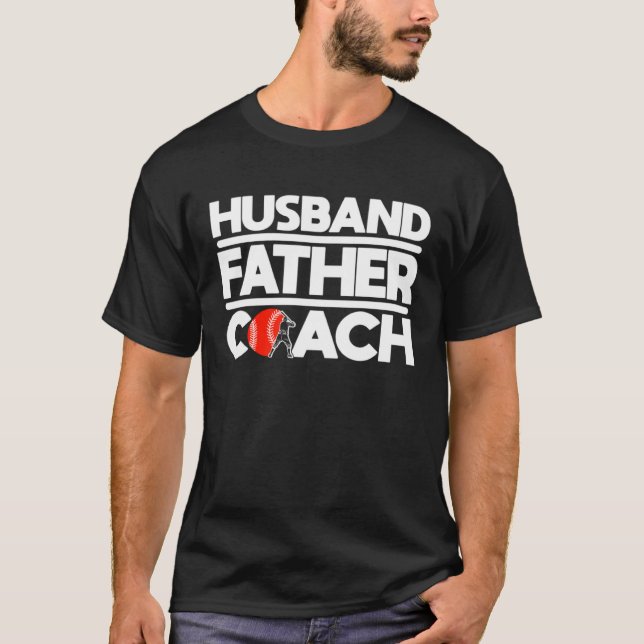 Make Far Coach Baseball Idrottsman Catcher Pitc T Shirt (Framsida)