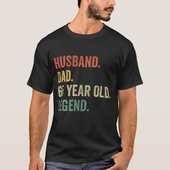 Make Far Grandpa Legend 65e Senior Citizen T Shirt (Framsida)