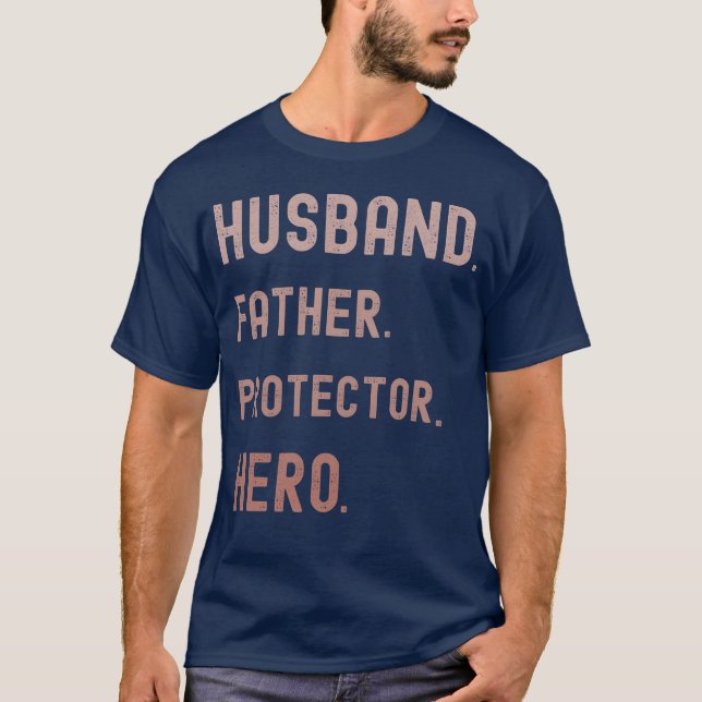 Make Far Protector Hero vintage T Shirt (Framsida)