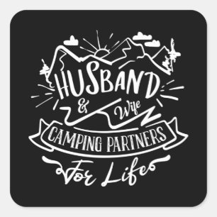 make & fru campingpartner för livet fyrkantigt klistermärke