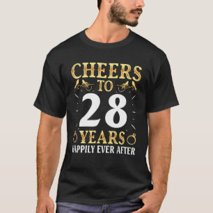 Make-frun som dricker Cheers till 28 år som tur är T Shirt