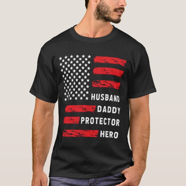 Make Husbon Pappa Beskyddare Hjälte Faders Dag För T Shirt (Framsida)