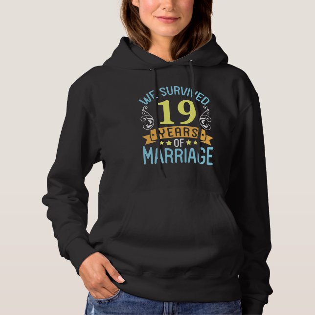 Make Maka vi Överlevt 19 år av Giftermål bröllopsd T Shirt (Framsida)