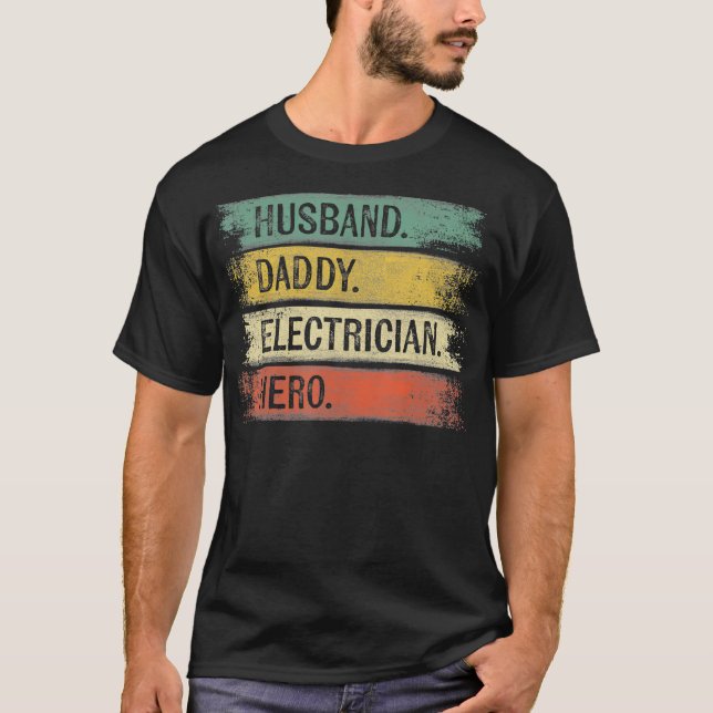 Make pappa Electrician Hero Funny Lineman Pappa T Shirt (Framsida)