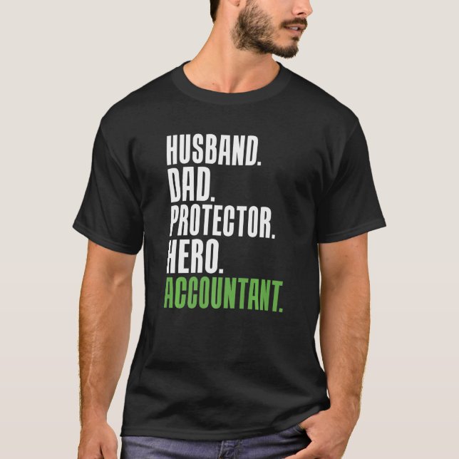 Make Pappa Protector Hero Accountant Tax BookKeep T Shirt (Framsida)