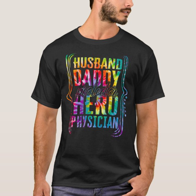 Make pappa Protector Hero Physician Tie Dye Gol T Shirt (Framsida)