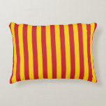 Makedonien Vietnam flagga rand land röd grönt p Prydnadskudde<br><div class="desc">Makedonska vietnamesiska flagga land-röda grönten mönster</div>